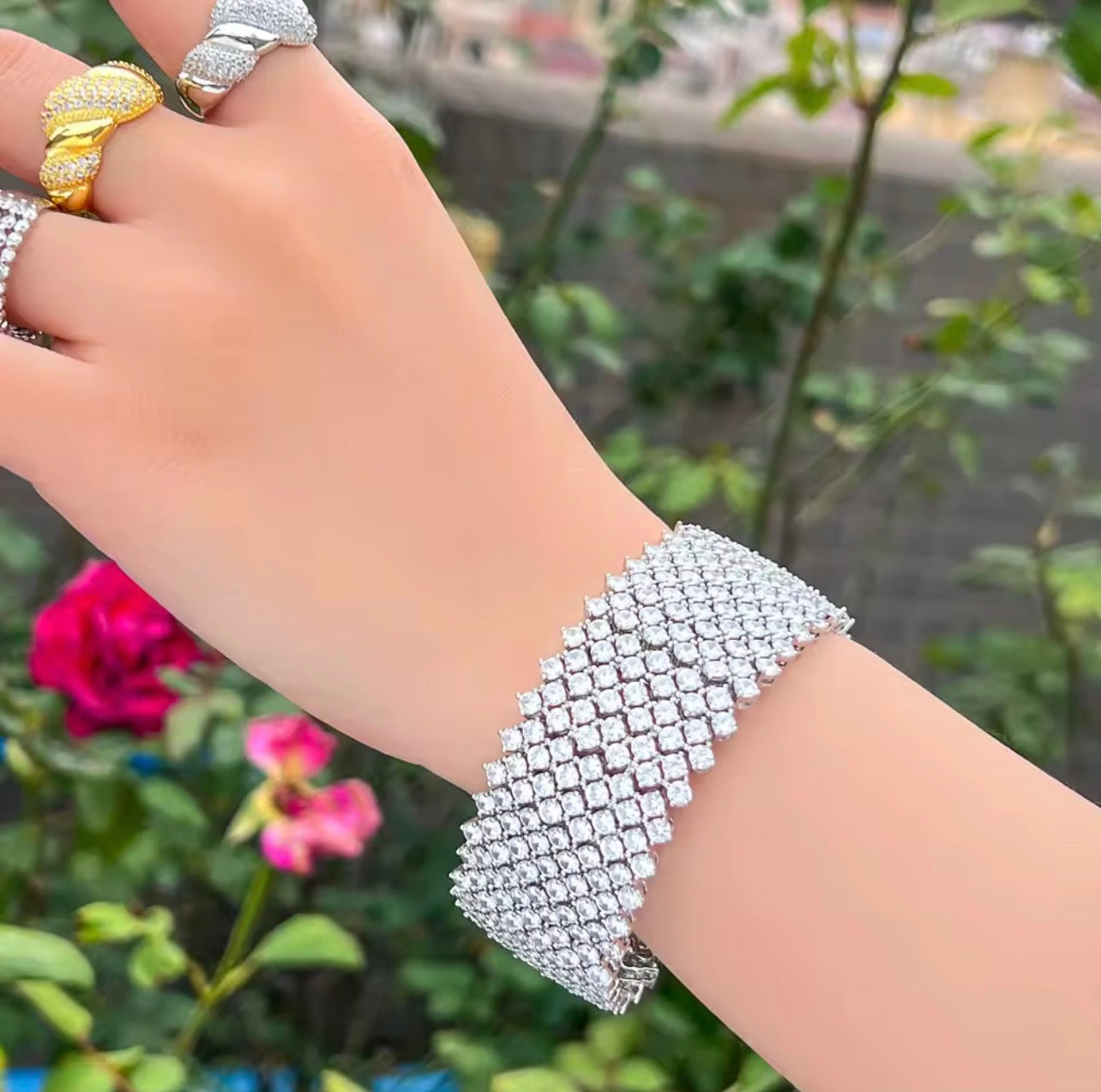 Lumina Infinite bracelet