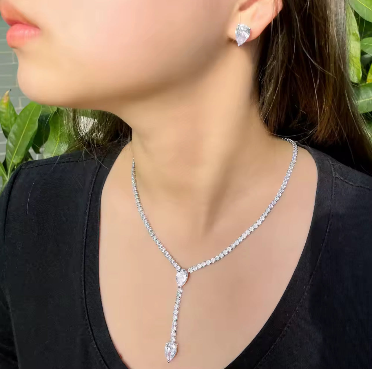 Glimmering Starlight Necklace & Earring Set