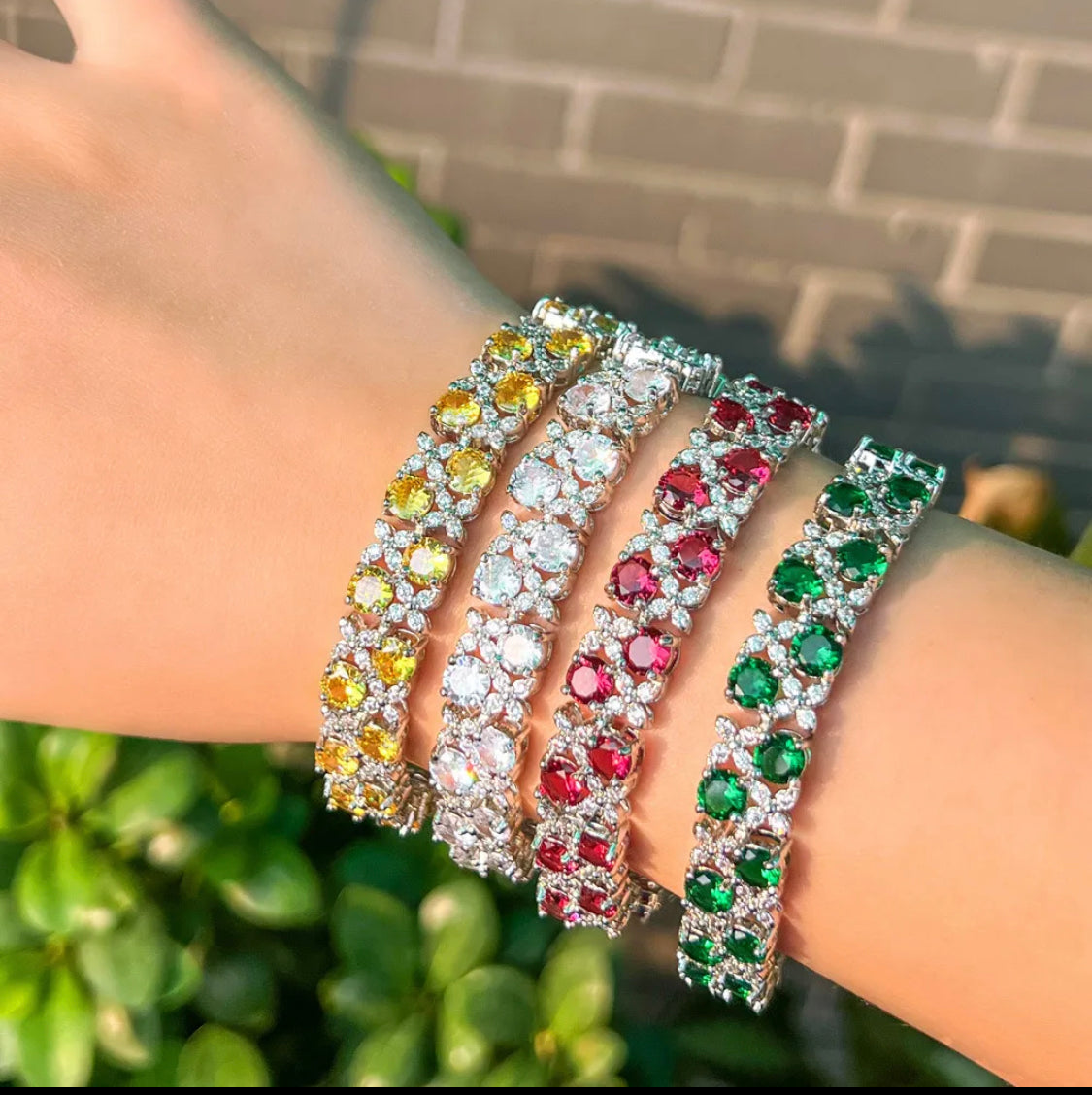 Iconic Glow Bracelet
