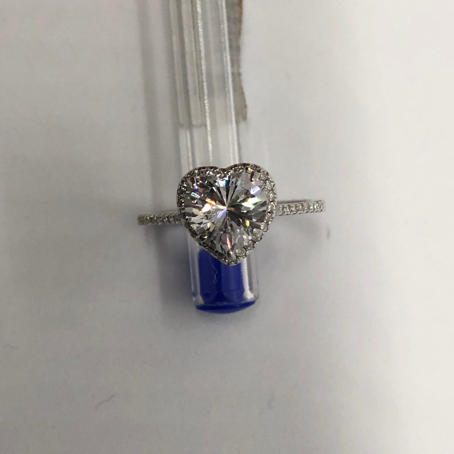 Eternal Lumiere Heart Ring