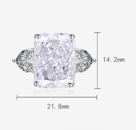 Lustrous Eclat Ring