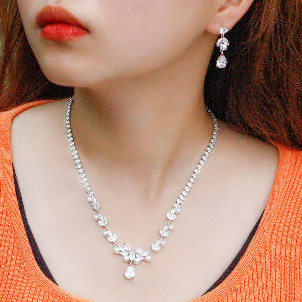 Marquise Leaf & Pearl Bridal Set