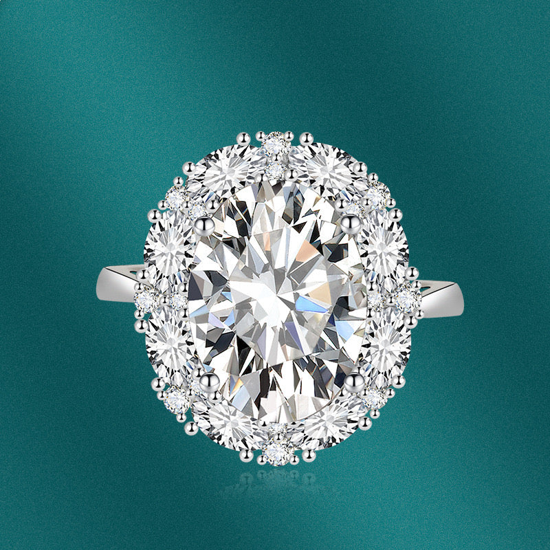 Aurelia Oval Ring