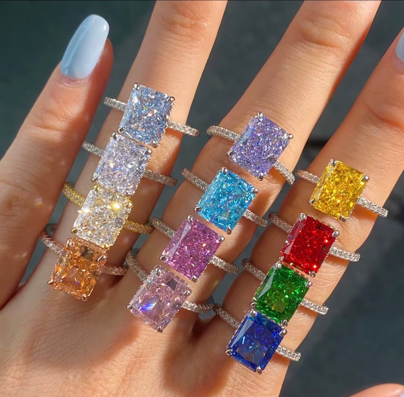 Iconic Lumiere Ring