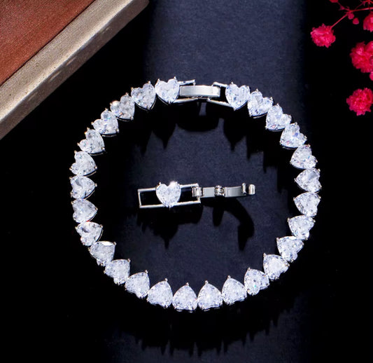 Love heart silver plated zircon bracelet