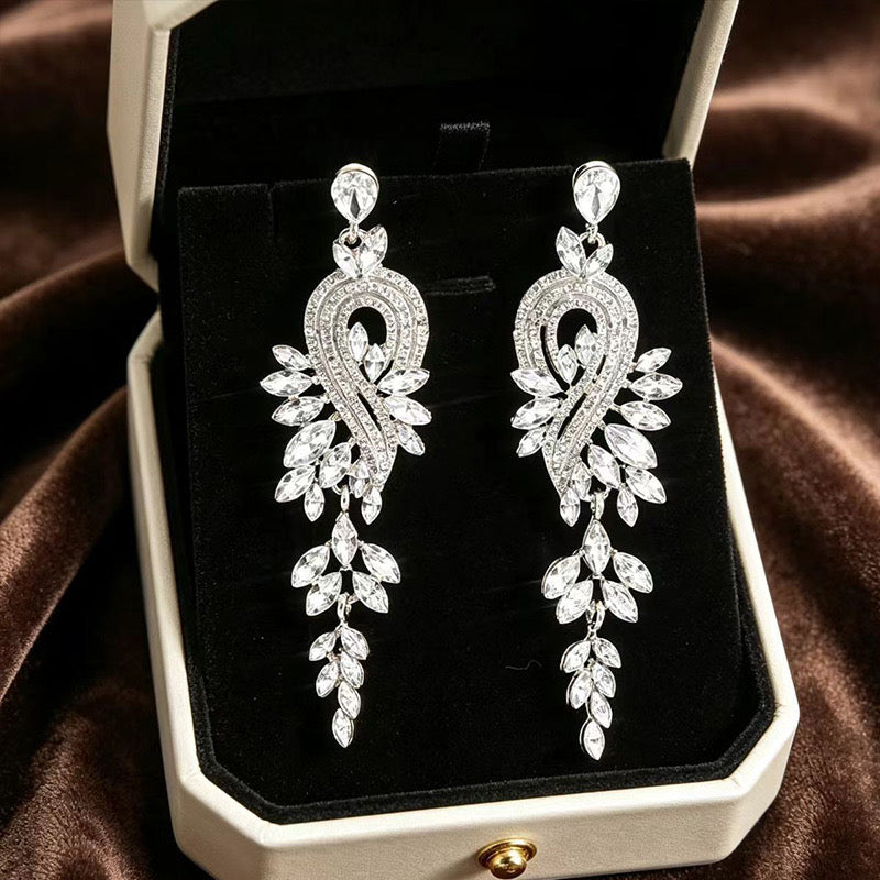 Iconic Brilliance Drop Earrings