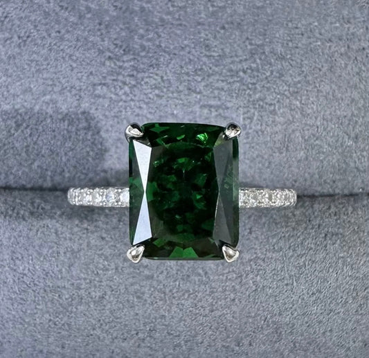 High Carbon Diamond Ring
