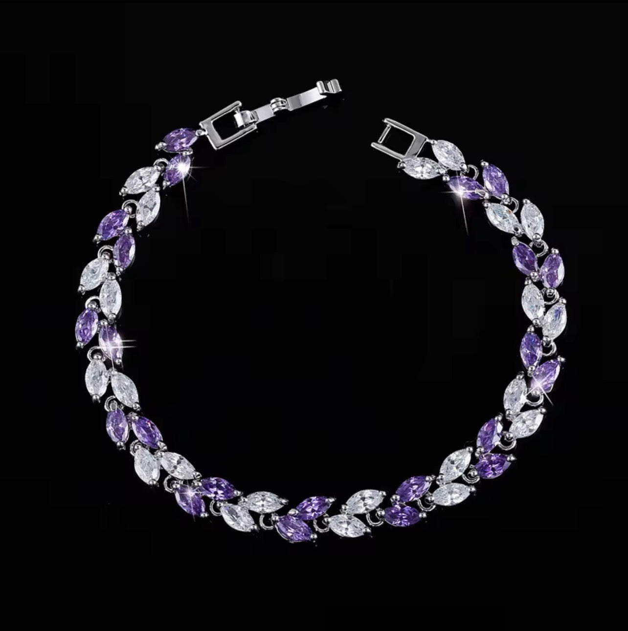 Leaf charm silver plated zircon bracelet (purple)