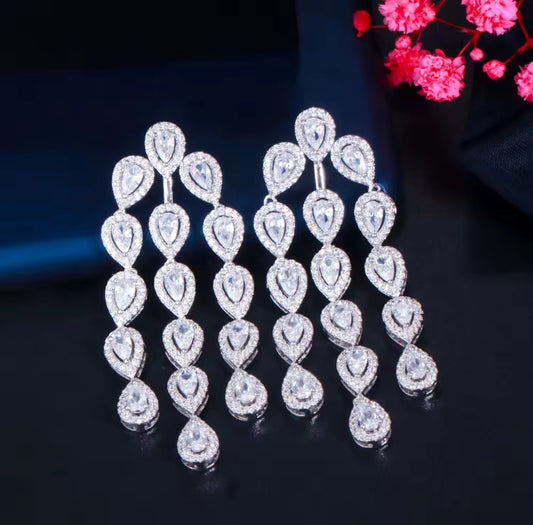 Zircon Lumiere Drop Earrings