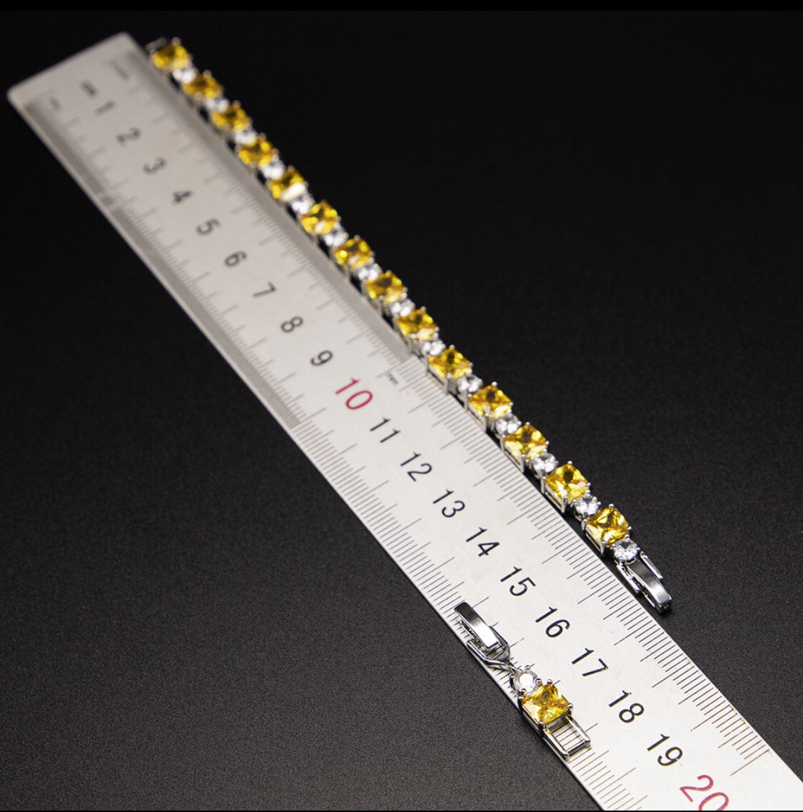 Regal Zircon Bracelet