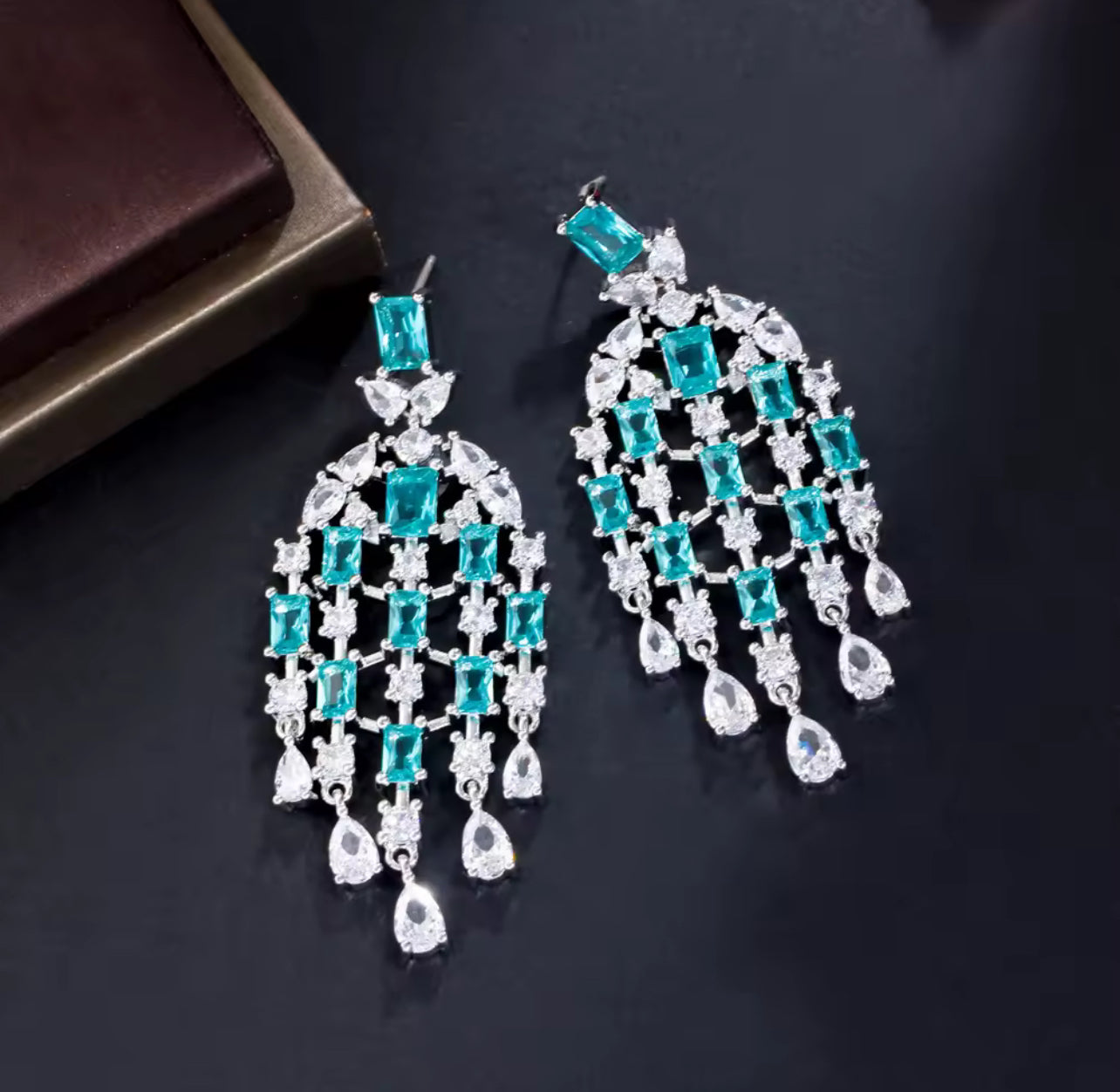 Zircon Eclat Earrings