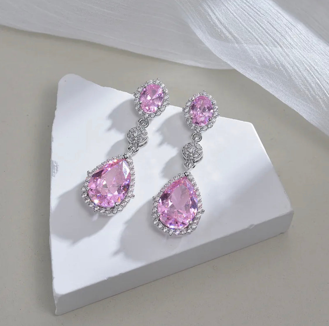 Velvet Lumiere Drop Earrings