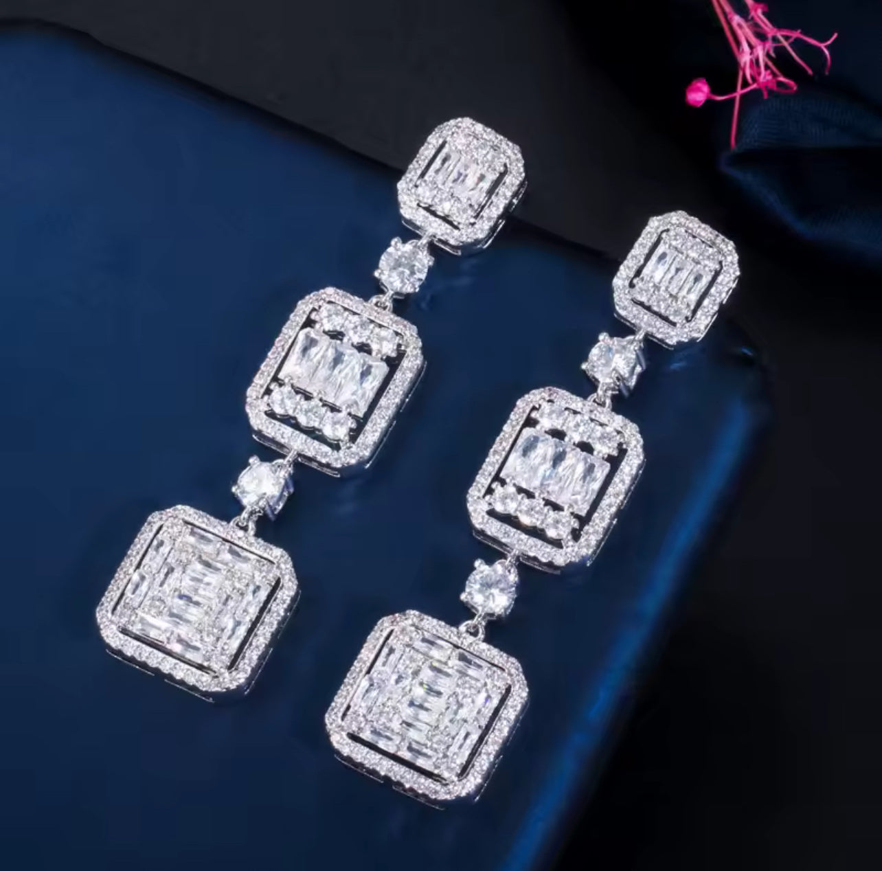 Aurora Lumiere Earrings