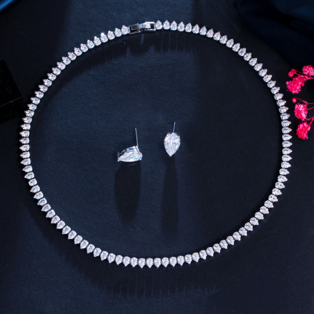 Eclat Necklace & Earring Set