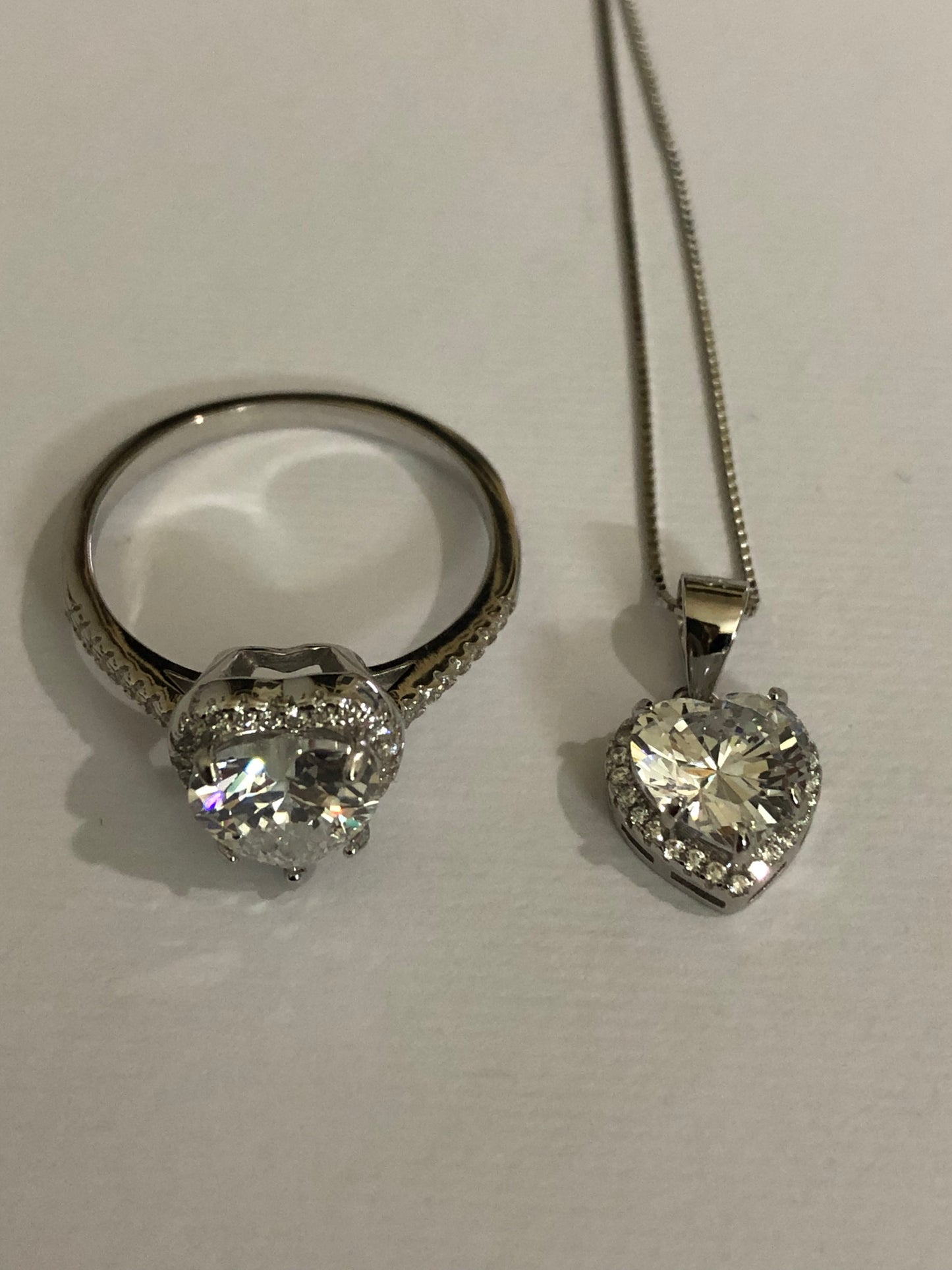 Eternal Lumiere Heart Ring