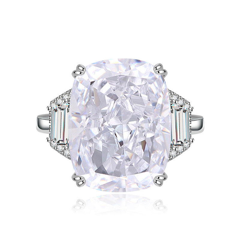 Lumina Grandeur ring