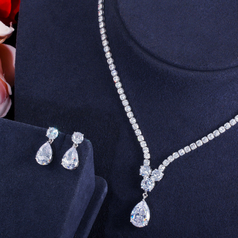 Elegant Halo Necklace & Earring Set