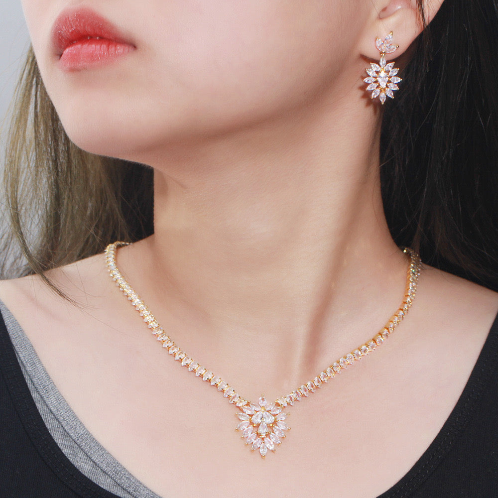Dazzling Brilliance Necklace & Earring Set
